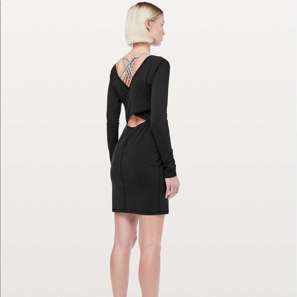 lululemon athletica Dresses & Skirts - RARE | NWT LULULEMON Contour Dress